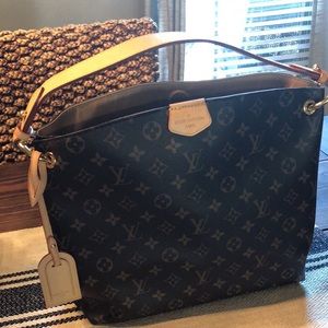Louis Vuitton Graceful PM